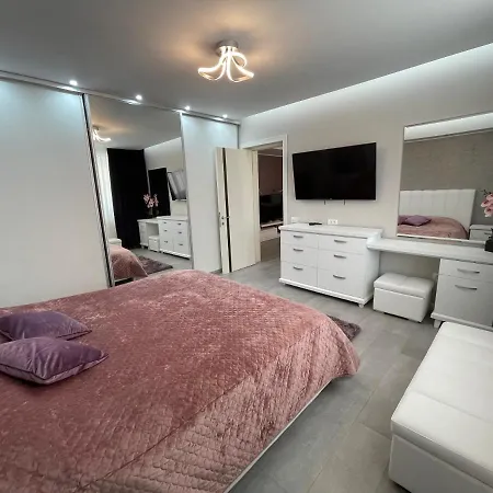 Novac Luxury Art Apartament Navodari